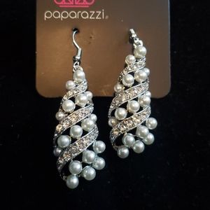 Paparazzi Jewelry: 1year Vintage